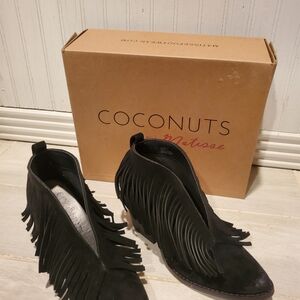 Coconuts by Matisse Black Fringe Booties